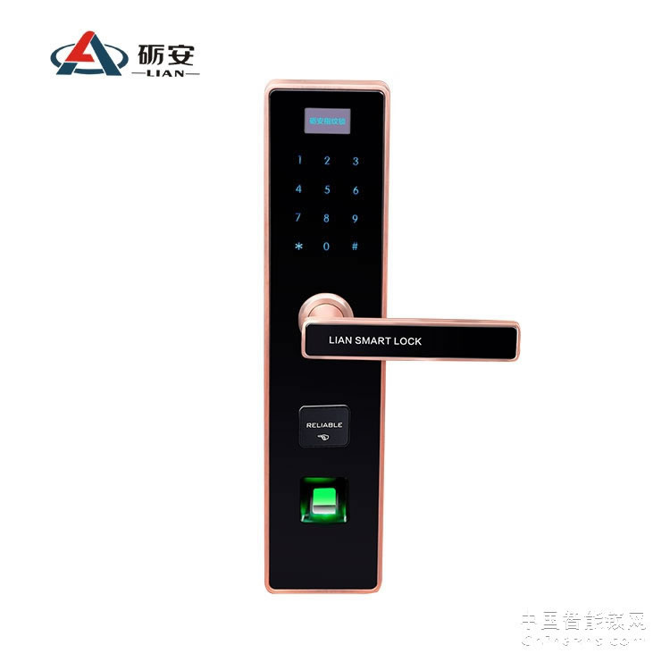 礪安無孔指紋鎖 LA1系列超強適配鎖體 采用4節5號堿性電池