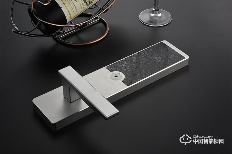 飛黃智能鎖 鈦鋁合金材質刷卡鎖面板鎖