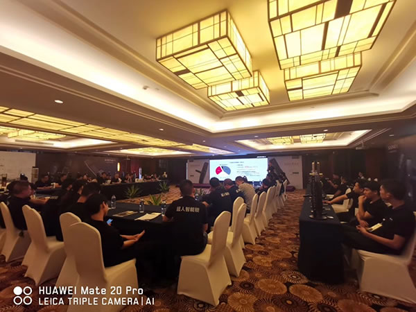 超人智能鎖2019全國(guó)經(jīng)銷商大會(huì)在12月24日召開，期待您的到來(lái)！