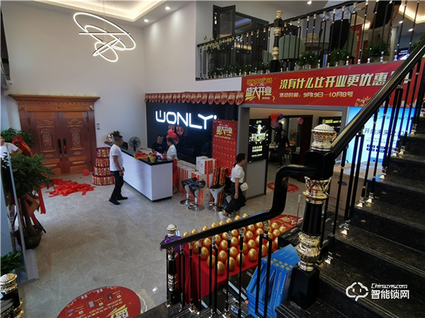 600平米王力南寧新形象旗艦店，開業當天業績就突破30萬！