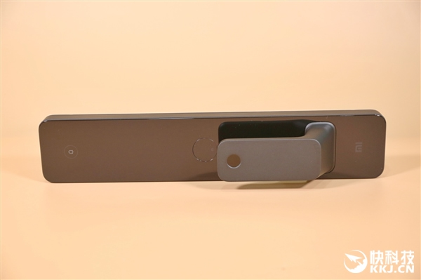 小米首款高端全自動智能鎖圖賞,1699元一觸即開門 小米首款高端全自動智能鎖圖賞,1699元一觸即開門