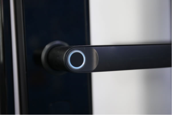 智能鎖市場黑馬，蝸牛管家“智客一代”強勢發(fā)布