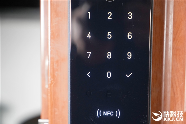 小米智能門鎖Pro圖賞：1599元帶高清可視門鈴