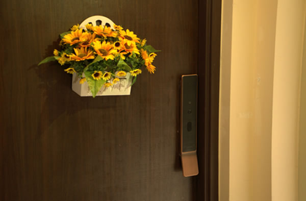 一把鎖的自我修養：聯想智能門鎖X1，全天候安全陪伴