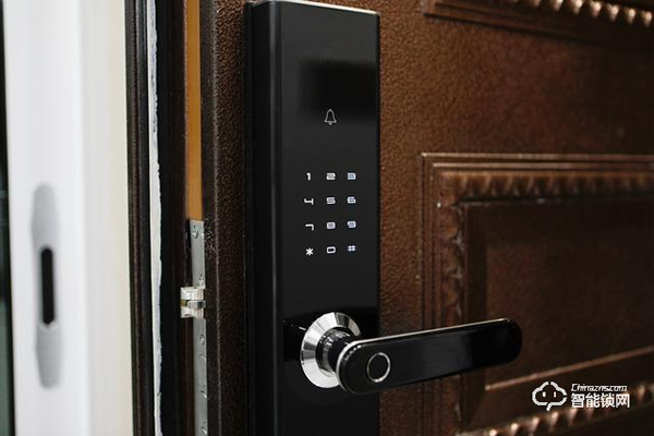 執著老式門鎖？免費試用蘇寧小Biu智能鎖，用了回不去了