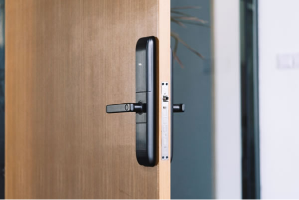 買(mǎi)買(mǎi)買(mǎi)之后還要裝裝裝！TCL物聯(lián)網(wǎng)智能鎖K5讓你免除安裝的繁瑣