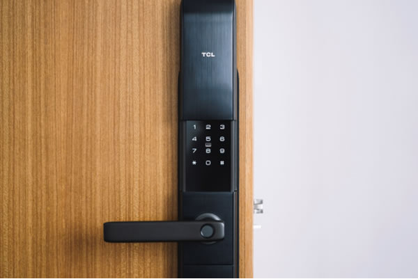 買(mǎi)買(mǎi)買(mǎi)之后還要裝裝裝！TCL物聯(lián)網(wǎng)智能鎖K5讓你免除安裝的繁瑣