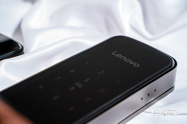 給女神多一份守護(hù) 聯(lián)想智能門鎖E1帶來更精準(zhǔn)的安全