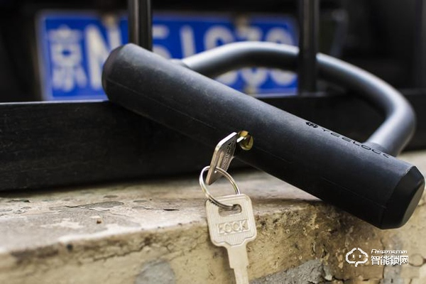 4年續航，7級防水，鎖車再也不用帶鑰匙：米家智能藍牙U型鎖