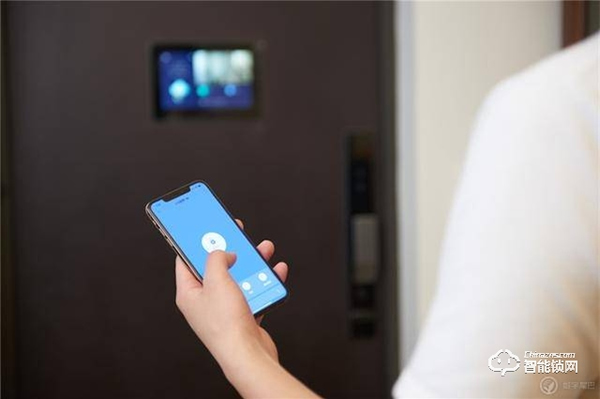 貓眼+智能門鎖，雙層防爆更安全，我換了有品眾籌的智能門