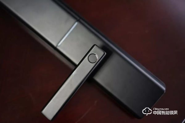 實際測評：亞太天能指紋鎖v1w 展現(xiàn)智能鎖的安全便捷