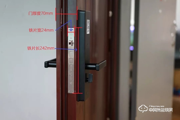 實際測評：亞太天能指紋鎖v1w 展現(xiàn)智能鎖的安全便捷