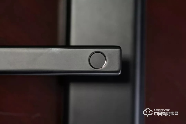 實際測評：亞太天能指紋鎖v1w 展現(xiàn)智能鎖的安全便捷