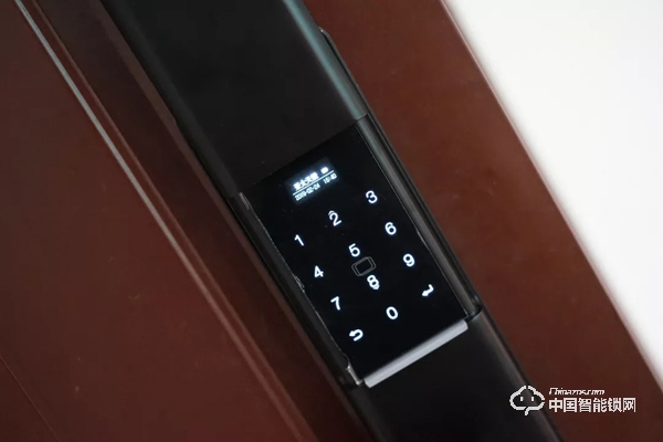 實際測評：亞太天能指紋鎖v1w 展現(xiàn)智能鎖的安全便捷
