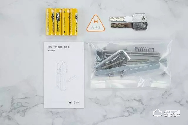 開箱評測 | 創(chuàng)米小白智能門鎖C1，讓每個(gè)家庭因科技而幸福