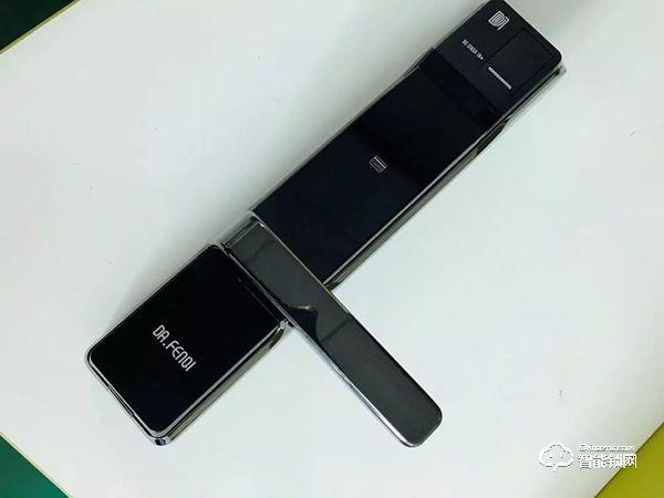 家庭守護者：達文西DF510智能鎖開箱評測