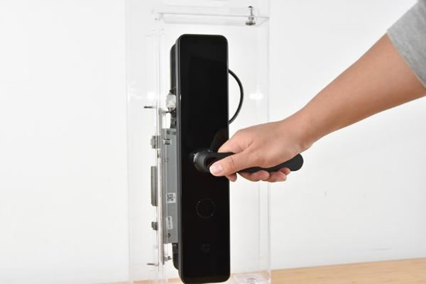 小米米家智能鎖vs科裕i8真實(shí)對比測評