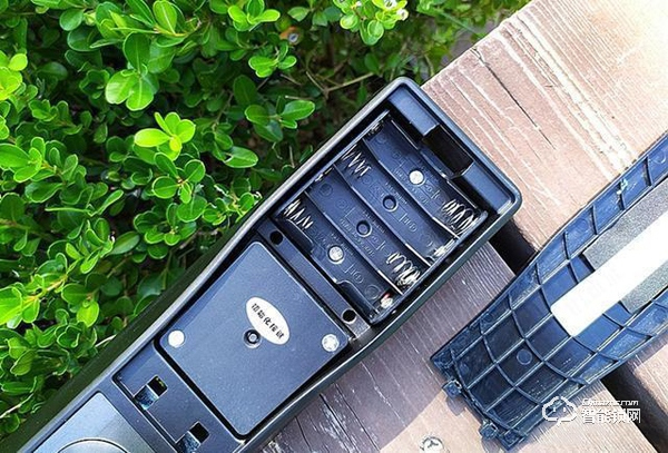 方正智能鎖評測：高科技時代，用方正智能鎖住家的安全