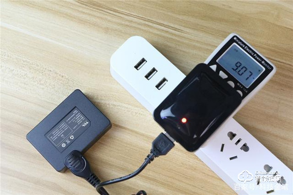 TCL智能鎖實(shí)力攪局，外觀新穎別樹一幟，一鍵開關(guān)更方便