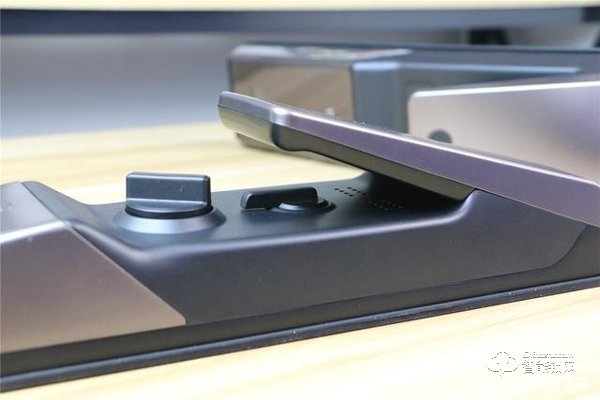 TCL智能鎖實(shí)力攪局，外觀新穎別樹一幟，一鍵開關(guān)更方便