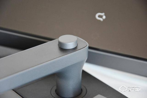 用防彈玻璃做面板,到底有多堅固,創(chuàng)米小白智能門鎖G1親測 用防彈玻璃做面板,到底有多堅固,創(chuàng)米小白智能門鎖G1親測