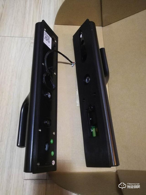 德施曼指紋鎖怎么樣？阿里云智能鎖、小嘀T7、小嘀指紋鎖V5測評