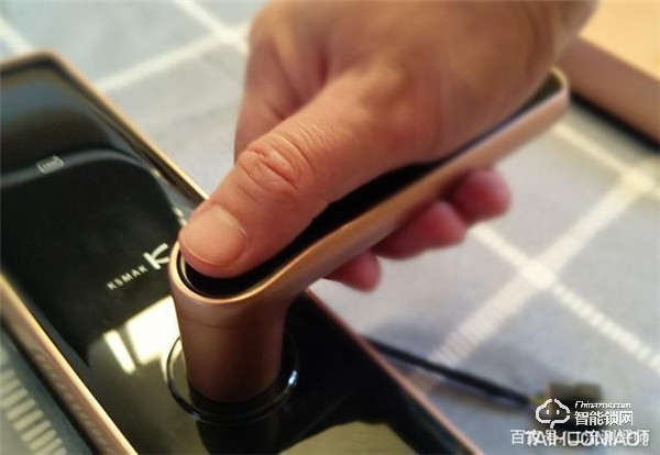 誰說老房子舊防盜門不能用指紋鎖？金指碼SK1指紋鎖來幫忙