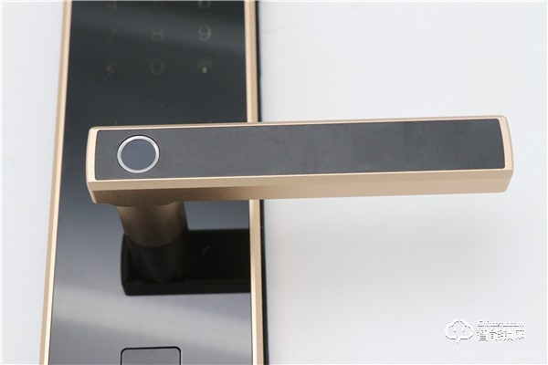 用心守護(hù)您的智慧生活，青稞智能鎖E5H開箱測評