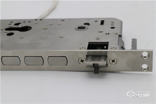 用心守護(hù)您的智慧生活，青稞智能鎖E5H開箱測評