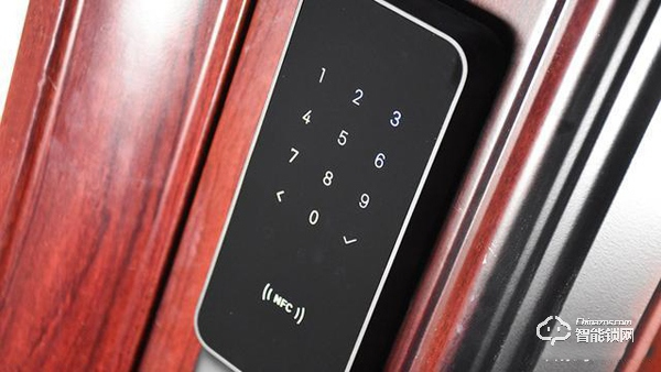 開啟智能生活第一步，米家推拉式智能門鎖體驗