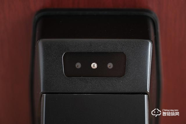 德施曼R7人臉識別智能鎖，換一個更加輕松的方式進家門