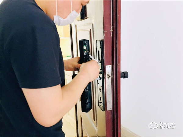 新增三大傳感技術(shù)，德施曼T91P智能鎖，讓門鎖安全系數(shù)更高