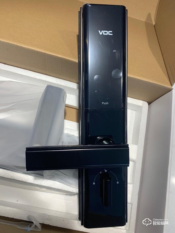 華為系史上性價(jià)比最高智能鎖，VOC指紋鎖x8初體驗(yàn)測(cè)評(píng)