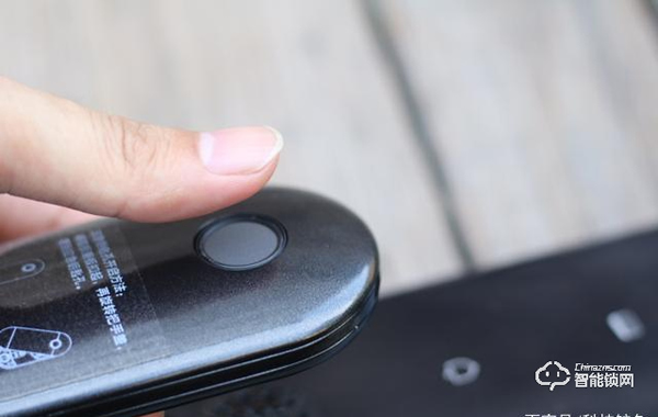 C級鎖芯+5D安全防護技術，TCL智能鎖安全杠桿滴