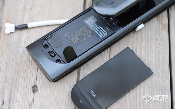 C級鎖芯+5D安全防護技術，TCL智能鎖安全杠桿滴