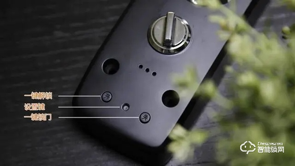 小益X6S智能鎖，顏值爆棚 | 3.5寸可視貓眼、6種開鎖方式、支持天貓精靈系統