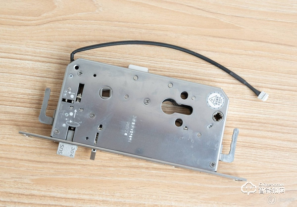 開啟全自動(dòng)智能化大門:TCL K6P全自動(dòng)智能鎖 開啟全自動(dòng)智能化大門:TCL K6P全自動(dòng)智能鎖