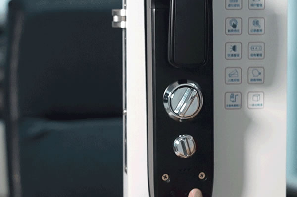 小益X6智能鎖天貓版測評：門鈴貓眼和門鎖三合一，更安全更實惠