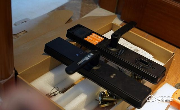 百元智能門(mén)鎖初體驗(yàn)-小益E206米家智能鎖