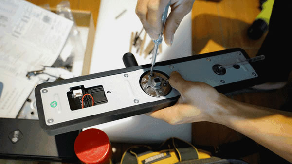 百元智能門(mén)鎖初體驗(yàn)-小益E206米家智能鎖