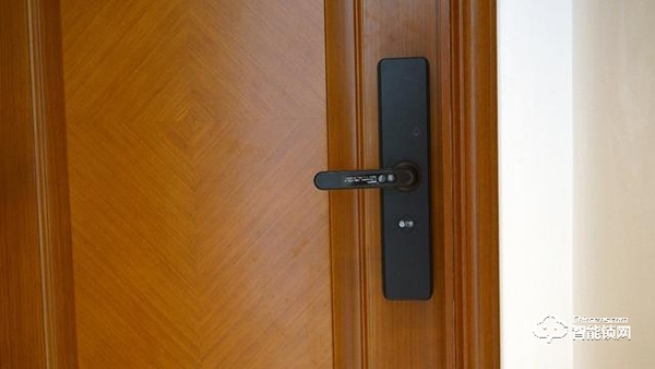 百元智能門(mén)鎖初體驗(yàn)-小益E206米家智能鎖 百元智能門(mén)鎖初體驗(yàn)-小益E206米家智能鎖
