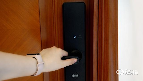 百元智能門(mén)鎖初體驗(yàn)-小益E206米家智能鎖