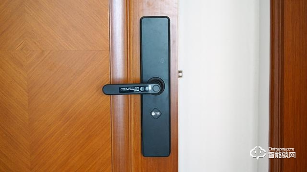 百元智能門(mén)鎖初體驗(yàn)-小益E206米家智能鎖