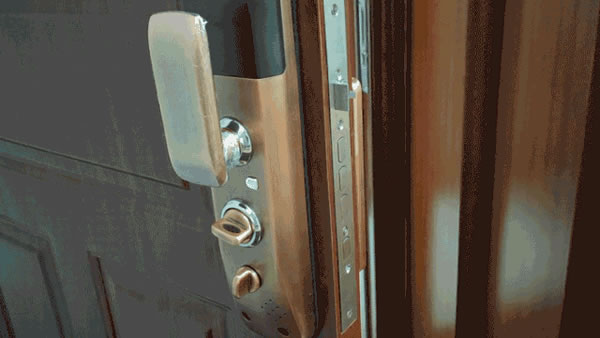 測評 | 金指碼全自動指紋鎖X3：輕奢、時尚、安全