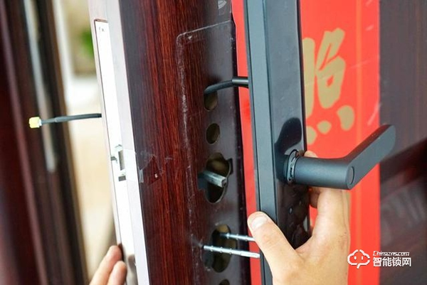 小米智能門鎖E上手：高性價比+體驗才是王道