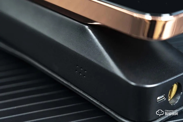 德施曼麒麟R8人臉識(shí)別智能鎖靜態(tài)體驗(yàn)