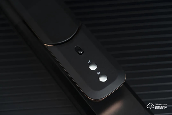 德施曼麒麟R8人臉識(shí)別智能鎖靜態(tài)體驗(yàn)