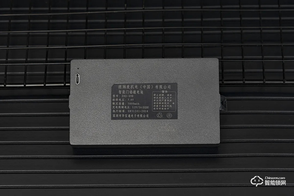 德施曼麒麟R8人臉識(shí)別智能鎖靜態(tài)體驗(yàn)