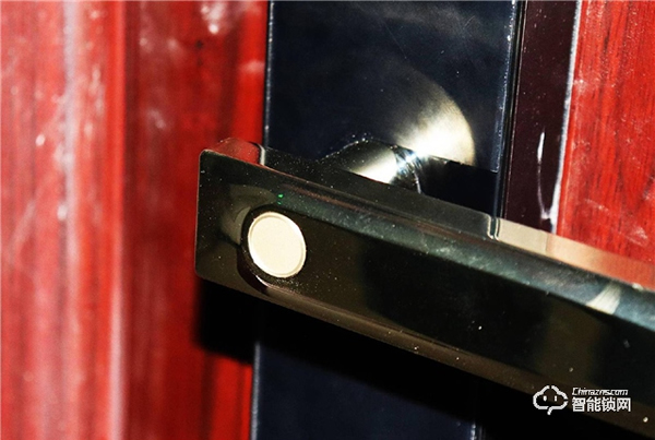 主打智能門鎖品牌裝修新房換門鎖，智能歐瑞博智能鎖給你安家防護