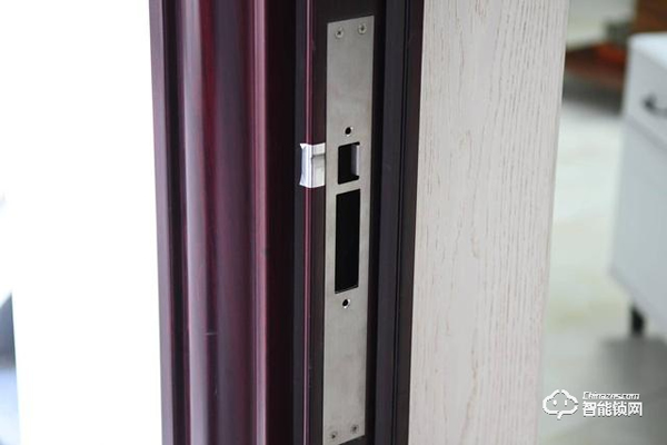 Aqara全自動(dòng)智能推拉鎖D100，讓我成為全村最靚的仔